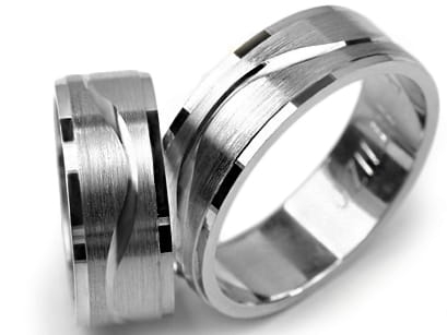 Przejdź do produktu Obrączki ślubne z białego złota płaskie 7mm Premium