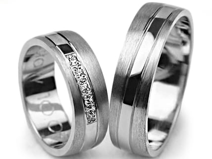 Przejdź do produktu Obrączki ślubne z białego złota półokrągłe z cyrkoniami 6mm Premium 