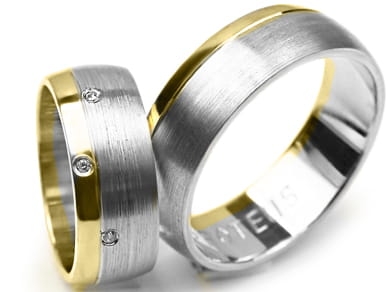 Przejdź do produktu Dwukolorowe obrączki ślubne półokrągłe z cyrkoniami 7mm Premium