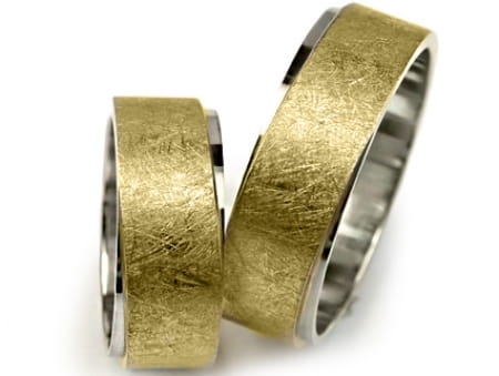 Przejdź do produktu Dwukolorowe złote obrączki ślubne płaskie 7mm Premium 