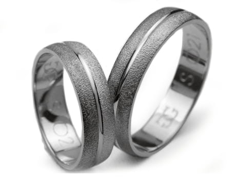 Obrączki ślubne z białego złota półokrągłe 5mm Simple S021-b