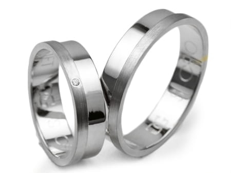 Obrączki ślubne z białego złota półokrągłe 5mm Simple S090-b
