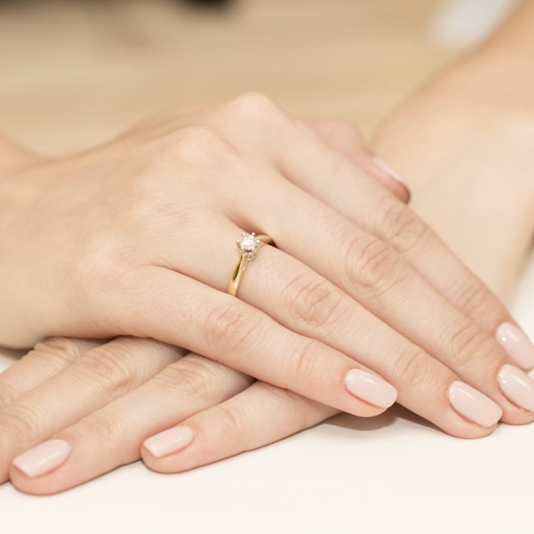 Pierścionek zaręczynowy z żółtego złota z diamentem 0,30ct Fire Of Love BW-234-0,30ct