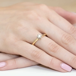 Pierścionek zaręczynowy z żółtego złota z diamentem 0,30ct Fire Of Love BW-267