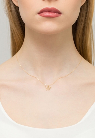 Przejdź do produktu Naszyjnik z żółtego złota z diamentem 0,005ct mała literka W The Diamonds