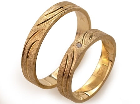 Obrączki ślubne z różowego złota płaskie z cyrkonią 4mm Always A027-r