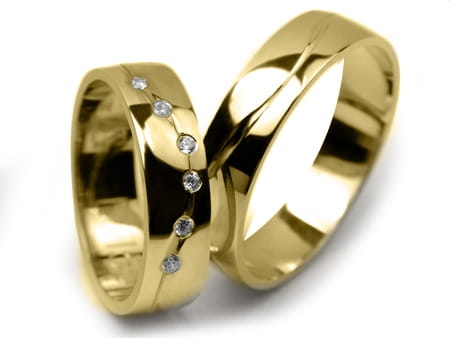 Obrączki ślubne z żółtego złota półokrągłe z cyrkoniami 5mm Estetic E155