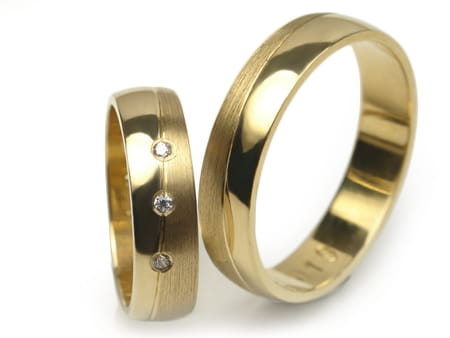 Przejdź do produktu Obrączki ślubne z żółtego złota półokrągłe z cyrkoniami 5mm Estetic