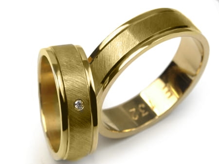 Przejdź do produktu Obrączki ślubne z białego złota płaskie z cyrkonią 6mm Estetic