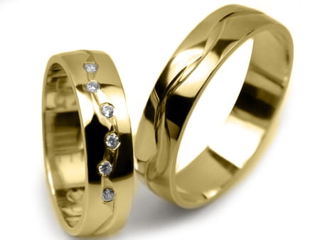Obrączki ślubne z żółtego złota półokrągłe z cyrkoniami 5mm Estetic  E153