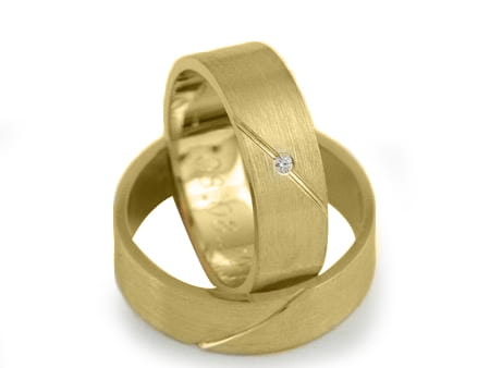 Obrączki ślubne z żółtego złota płaskie z cyrkonią 6mm Estetic E239