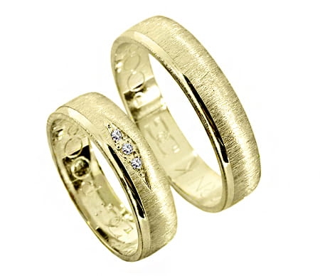 Obrączki ślubne z żółtego złota półokrągłe z cyrkoniami 5mm Remember R006
