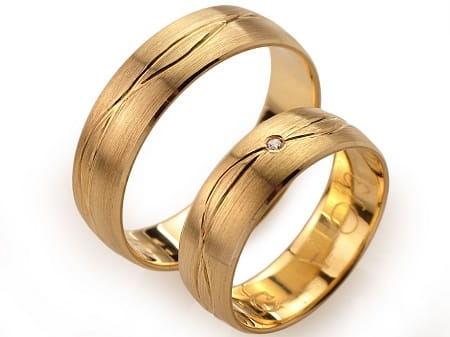 Obrączki ślubne z różowego złota półokrągłe z cyrkonią 6mm Always A013-r