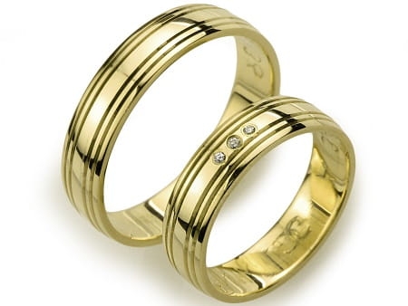 Przejdź do produktu Obrączki ślubne z żółtego złota półokrągłe z cyrkoniami 5mm Always
