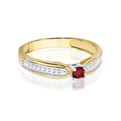 Pierścionek zaręczynowy z żółtego złota z rubinem i diamentami 0,09ct Fire Of Love BW-449-rubin