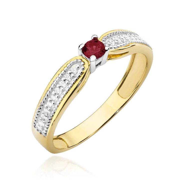 Pierścionek zaręczynowy z żółtego złota z rubinem i diamentami 0,09ct Fire Of Love BW-449-rubin