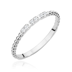 Pierścionek zaręczynowy z białego złota z diamentami 0,03ct Fire Of Love BW-479-b