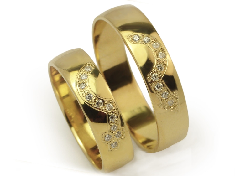 Obrączki ślubne z żółtego złota półokrągłe z cyrkoniami 5mm Infinity I034