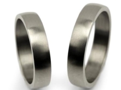 Obrączki ślubne z tytanu półokrągłe 4mm Tytanowe T005
