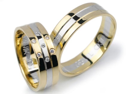 Przejdź do produktu Obrączki ślubne dwukolorowe płaskie z cyrkoniami 6mm Lux L031