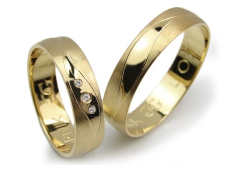 Przejdź do produktu Obrączki ślubne z żółtego złota półokrągłe z cyrkoniami 5mm Lux L037