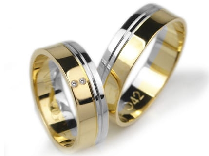 Przejdź do produktu Obrączki ślubne dwukolorowe płaskie z cyrkoniami 6mm Lux L042