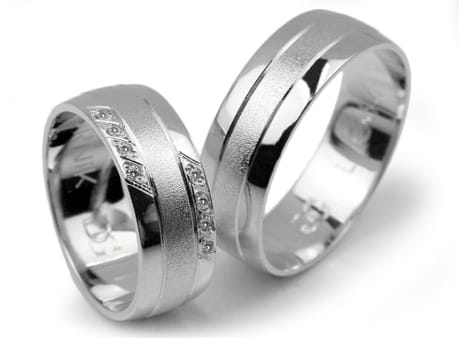 Obrączki ślubne z białego złota półokrągłe z cyrkoniami 7mm Lovely L064-b